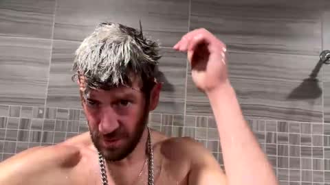 AlphaDragon online show from October 2025 11:49:02 AM