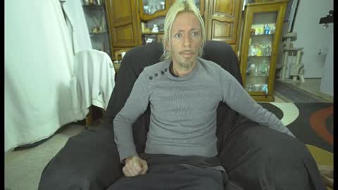 jeff online show from December 2024 09:28:02 PM