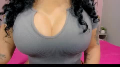 Valeria online show from March 2025 11:44:02 AM