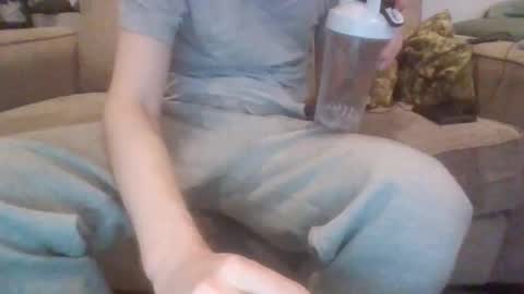 Snapshot of 029719 chatting on September 2025 11:05:02 PM Cute boi online show from September 2025 11:05:02 PM