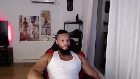 Snapshot of 0_kingsley chatting on November 2025 11:43:01 AM Kingsley online show from November 2025 11:43:01 AM