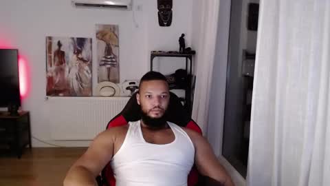 Snapshot of 0_kingsley chatting on November 2025 02:05:04 PM Kingsley online show from November 2025 02:05:04 PM