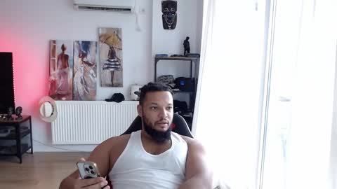 Snapshot of 0_kingsley chatting on December 2025 07:03:02 AM Kingsley online show from December 2025 07:03:02 AM