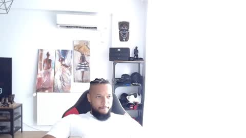 Snapshot of 0_kingsley chatting on February 2026 07:01:01 AM Kingsley online show from February 2026 07:01:01 AM