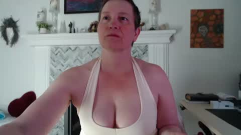 Aurora Willows online show from March 2026 02:15:02 AM