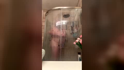 Snapshot of 12sil chatting on January 2026 01:57:02 PM 12sil online show from January 2026 01:57:02 PM