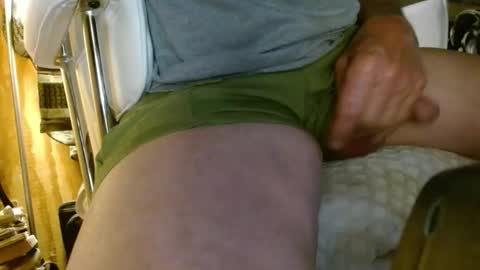 Snapshot of 13xxx20 chatting on February 2026 11:07:01 AM Absentee online show from February 2026 11:07:01 AM