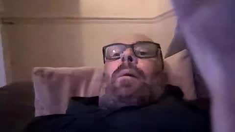 Snapshot of 15chells chatting on March 2026 01:50:01 AM 15chells online show from March 2026 01:50:01 AM