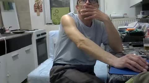 1973man online show from March 2026 07:27:01 PM