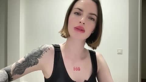 DOVE online show from November 2025 05:24:01 PM