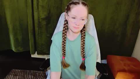 Snapshot of 1goldilocks chatting on February 2026 03:20:01 PM online show from February 2026 03:20:01 PM