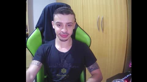 1good_vibes1 online show from December 2025 04:30:01 AM