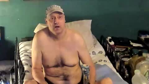 1HUGEFILETMIGNON online show from April 2026 07:58:02 PM