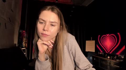 Lily 3 online show from January 2025 09:13:01 PM