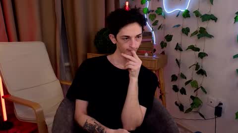 Snapshot of 1itt1efox chatting on March 2026 09:51:02 PM Max online show from March 2026 09:51:02 PM