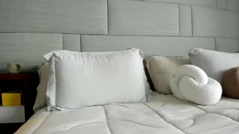 Onna online show from September 2025 06:55:02 PM