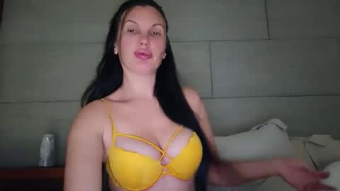 Snapshot of 1lovely1 chatting on May 2026 04:20:01 AM Onna online show from May 2026 04:20:01 AM