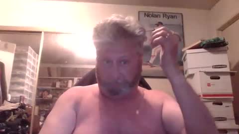 Snapshot of 1milkman2000 chatting on May 2026 12:40:02 AM milkman online show from May 2026 12:40:02 AM