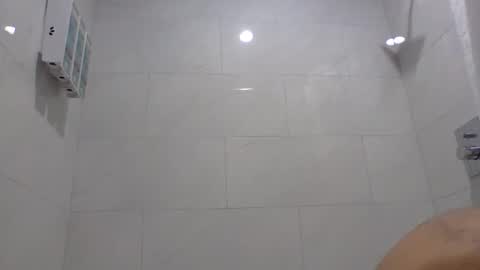 TheShyOne18 online show from November 2025 01:15:01 PM