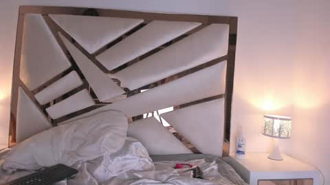 Luisa online show from December 2024 02:59:01 PM