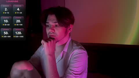 Snapshot of 1roberttt chatting on May 2026 09:33:01 PM 1roberttt online show from May 2026 09:33:01 PM