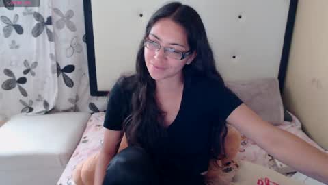 Snapshot of 1sasha_grey__1 chatting on June 2026 10:10:01 PM paola online show from June 2026 10:10:01 PM