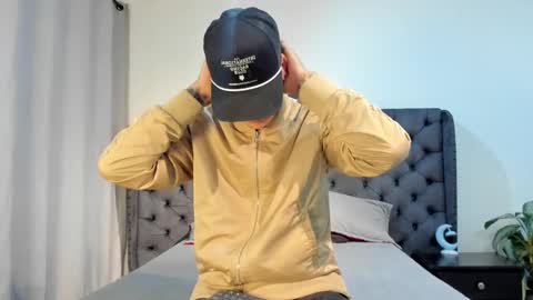 1Threestar online show from January 2026 12:40:01 PM