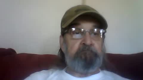 Snapshot of 1valentine chatting on April 2026 03:43:01 PM 1valentine online show from April 2026 03:43:01 PM