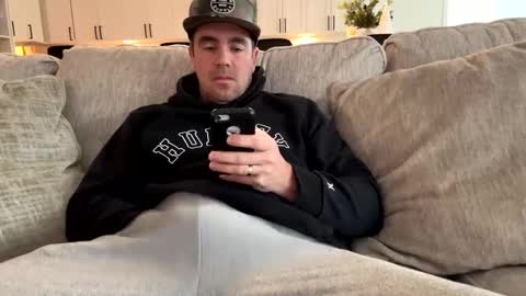 Snapshot of 1werd chatting on December 2024 05:13:01 PM 1werd online show from December 2024 05:13:01 PM