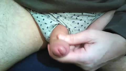 Snapshot of 2001uwuk chatting on November 2025 05:48:01 PM 2001uwuk online show from November 2025 05:48:01 PM