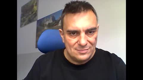 Snapshot of 2025eyesforyou chatting on December 2024 11:23:02 AM 2025eyesforyou online show from December 2024 11:23:02 AM