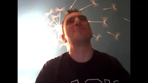 Snapshot of 2025eyesforyou chatting on January 2025 11:32:02 PM 2025eyesforyou online show from January 2025 11:32:02 PM