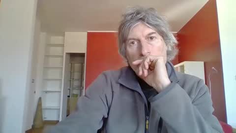 22esserre online show from February 2025 01:21:02 PM