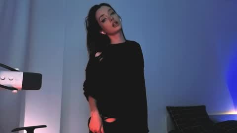 Sasha weekend from 14 to 27 November online show from March 2026 01:11:02 AM