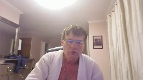BWC23CMSteveLover online show from May 2026 04:42:02 AM