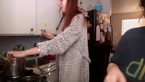 Snapshot of 2gorls1link chatting on January 2025 04:49:02 PM 2girls1link online show from January 2025 04:49:02 PM