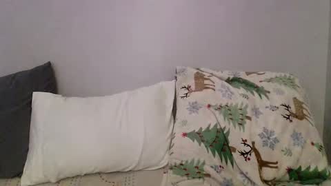 Snapshot of 2gorls1link chatting on January 2025 05:38:02 PM 2girls1link online show from January 2025 05:38:02 PM