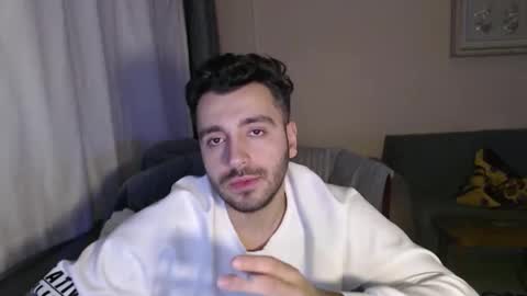 Snapshot of 2handsomeman chatting on November 2025 03:34:01 PM Berk online show from November 2025 03:34:01 PM