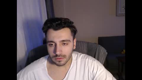 Snapshot of 2handsomeman chatting on November 2025 10:37:01 PM Berk online show from November 2025 10:37:01 PM