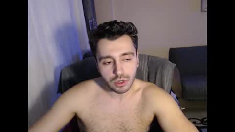 Snapshot of 2handsomeman chatting on November 2025 11:39:02 PM Berk online show from November 2025 11:39:02 PM