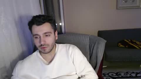 Snapshot of 2handsomeman chatting on November 2025 03:31:01 AM Berk online show from November 2025 03:31:01 AM