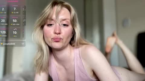 Snapshot of 2kepler22b chatting on September 2025 01:12:01 PM . online show from September 2025 01:12:01 PM