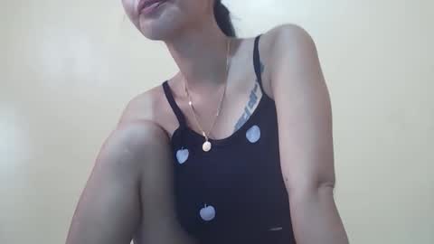 2pinaybeauty online show from November 2025 07:51:01 AM