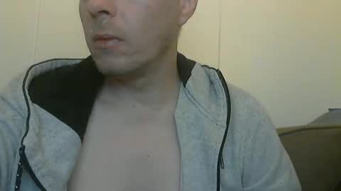 Snapshot of 2small4you83 chatting on November 2025 07:59:02 PM 2small4you83 online show from November 2025 07:59:02 PM