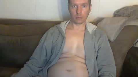 Snapshot of 2small4you83 chatting on March 2026 10:52:02 AM 2small4you83 online show from March 2026 10:52:02 AM