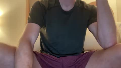 Snapshot of 30mhornyusa chatting on October 2025 12:17:02 AM 30mhornyusa online show from October 2025 12:17:02 AM