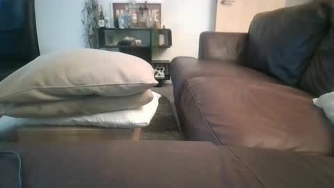 33UK online show from March 2025 08:38:02 AM