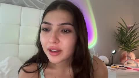 Venus Raee online show from October 2025 08:08:02 PM