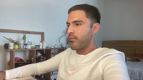 3milio3milio online show from March 2025 05:49:02 PM