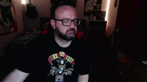 Snapshot of 3ndlessmike chatting on May 2026 01:44:01 AM 3ndlessmike online show from May 2026 01:44:01 AM